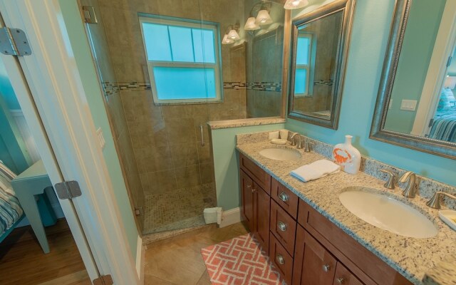 Summer House Apartment 8