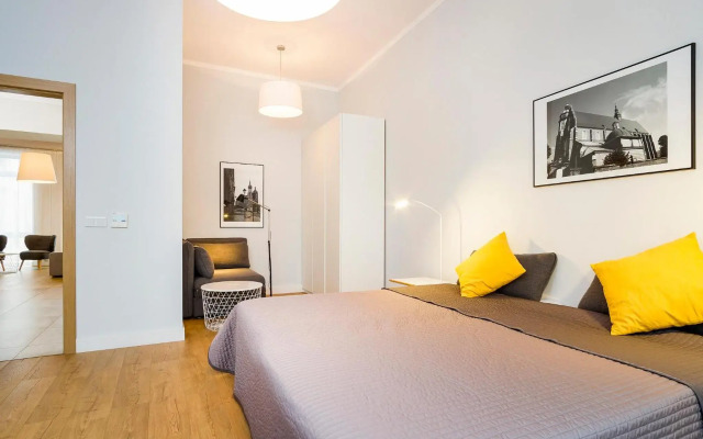 Riverside Aparthotel