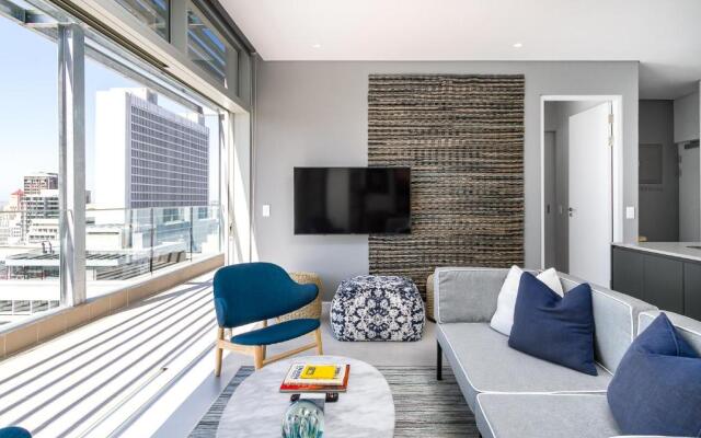 Luxury City View Retreat