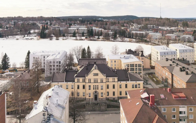 Historical 1BR Penthouse with Sauna