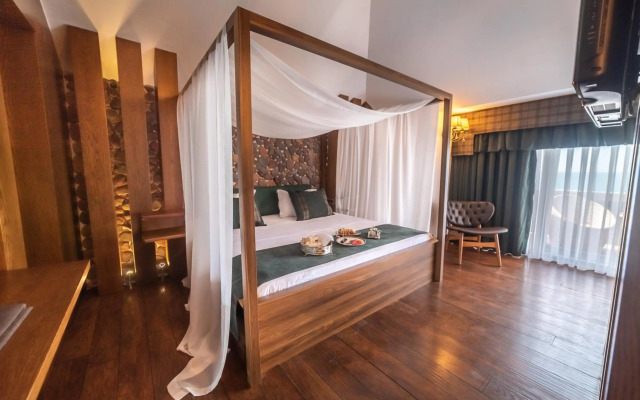 Atik Hotel