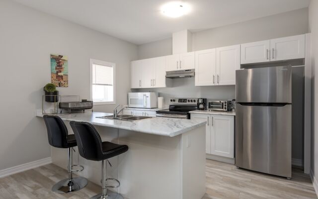 Luxury Entire house mins Niagara falls & Brock uni