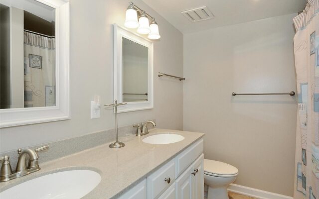 Henlopen Unit 513 by Long & Foster