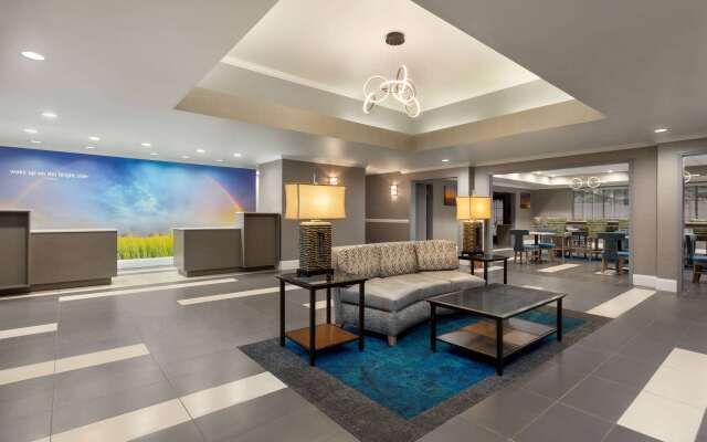 La Quinta Inn & Suites by Wyndham Dublin