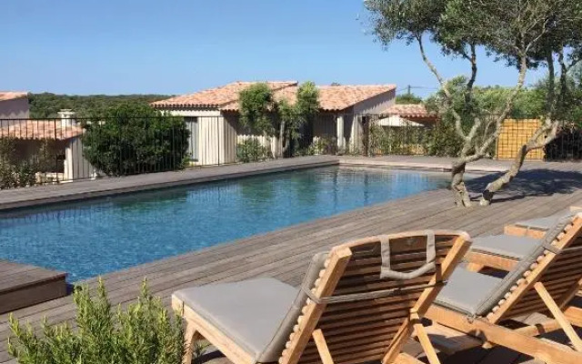 Villa Madra