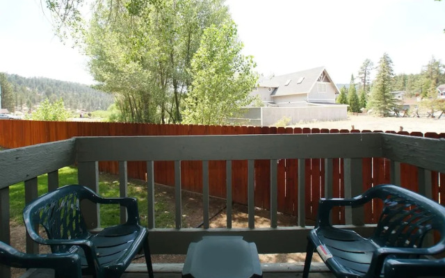 Lakeside Escape Condo