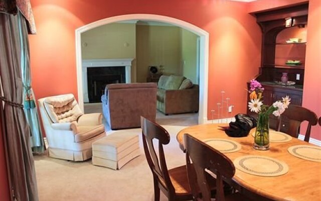 Flavorite Retreat and B&B