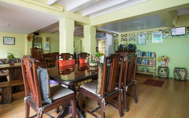 Samsensam Place Hotel