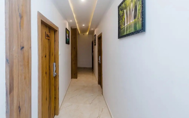 Hotel Riva International - Near Nesco Center