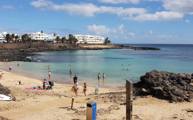 luxury casa playa roca bord de mer