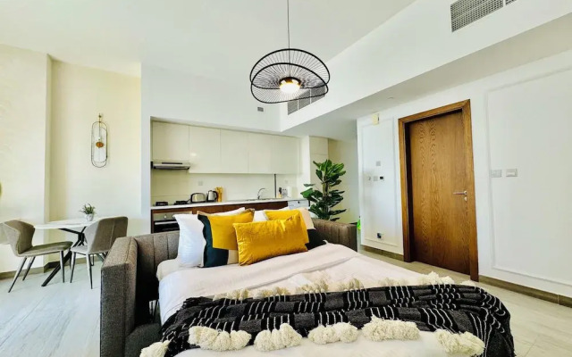 Venduras -Bright Studio Hameni Tower JVC