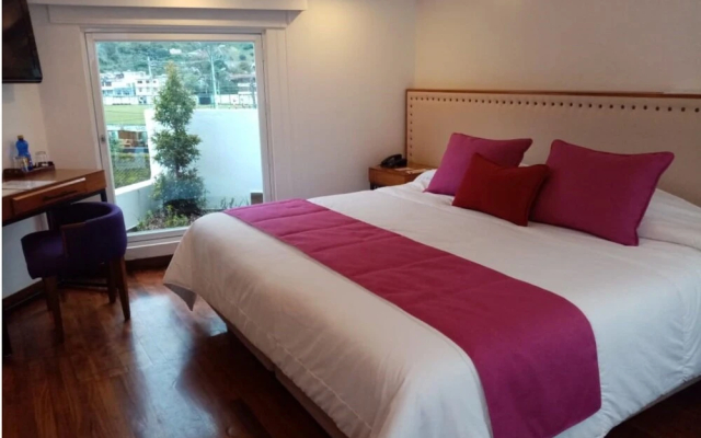 Sangay Spa Hotel