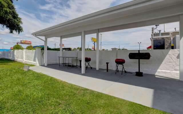 Motel 6 Jacksonville, NC