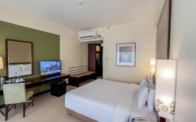 Taal Vista Hotel