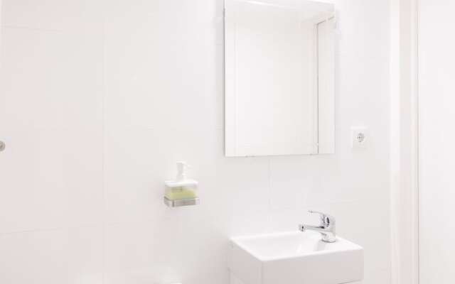 Apartment in the HEART of Bairro Alto