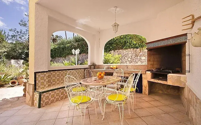 Villa Alegre