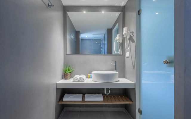 Hotel Avra by Smile hotels