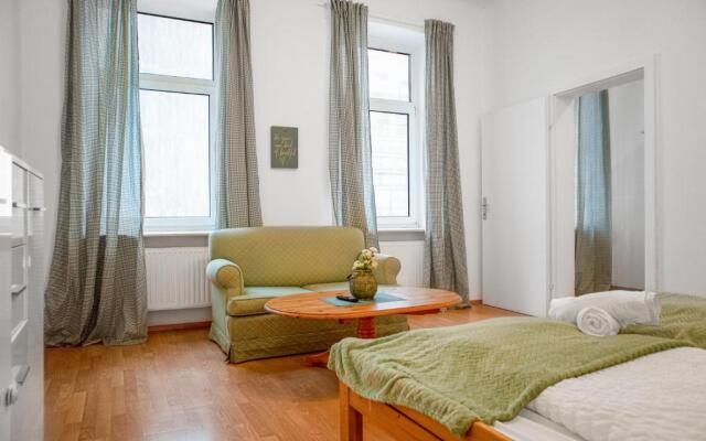 Elegant 2BR Apartment - near Bahnhof Wien Meidling