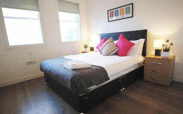 Urban Stay London City Apartments