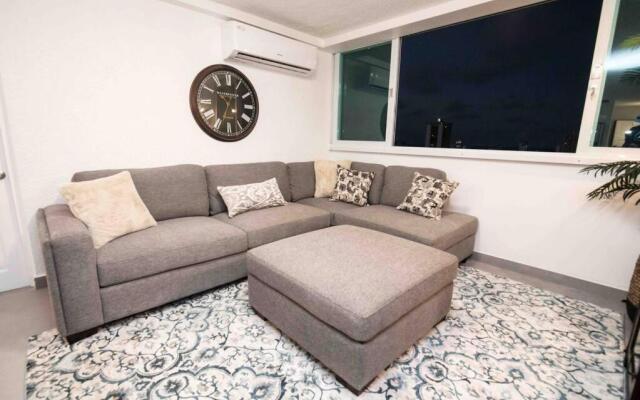 Blissful 3BR Art District Apt with PK & Fast WiFi