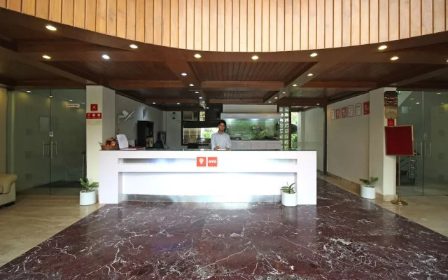 OYO Flagship 5912 Premium Nr Sikanderpur
