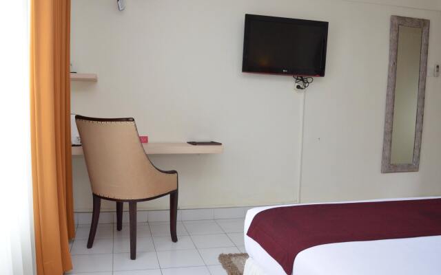 Santosa City Hotel