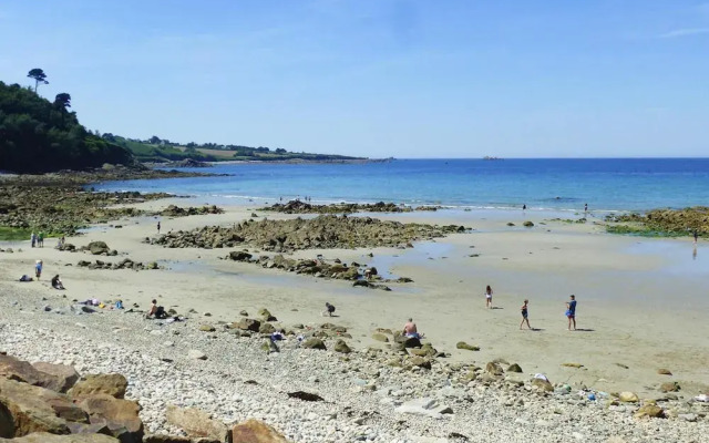 Holiday Home Near Village Centre and Beach