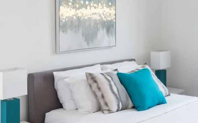 VHC Luxury Apartments 538 Apt. #202