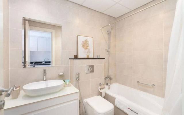 Neat Studio at Carson C