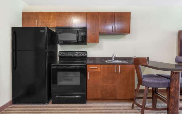 Ramada by Wyndham Carlyle