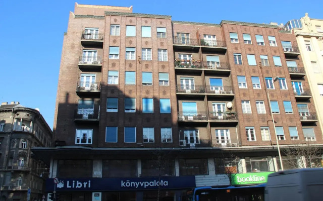 Astoria Flats 1