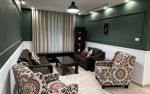 3 Bedroom Apartment Of 200 Square M With Terrace