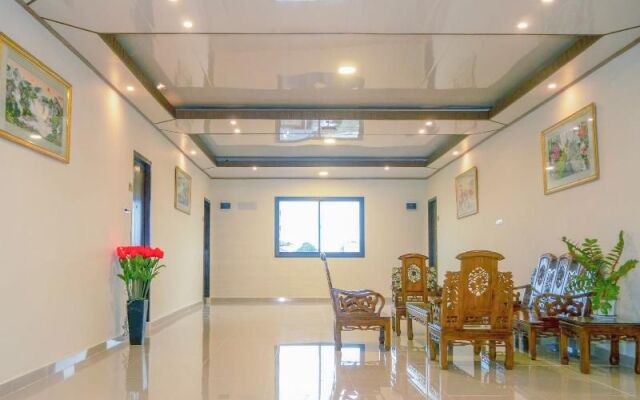 Oyo 740 Joyful Hotel