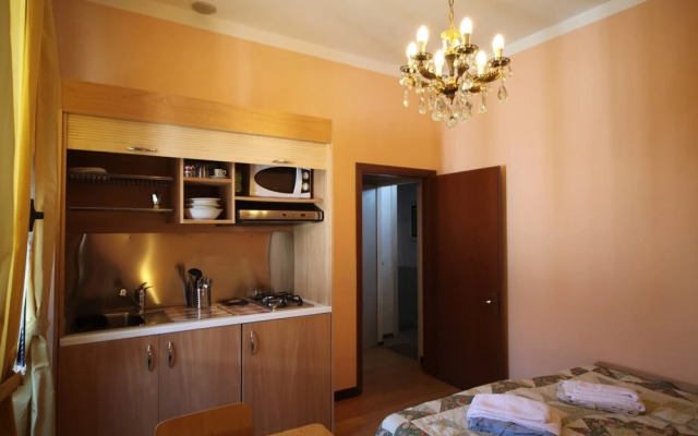 "room in Apartment - Studio Flat 15 Min From Milancenter"