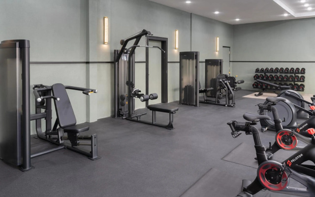 DoubleTree by Hilton Houston Westchase