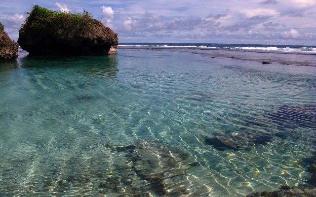Pesangan Surfcamp Hotel