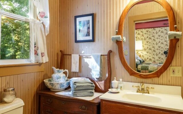 Roseberry House Bed & Breakfast