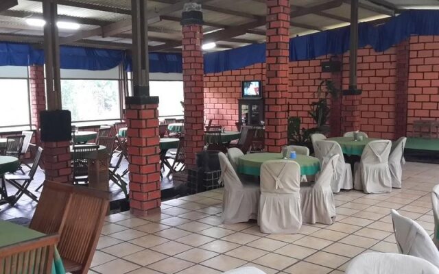 Taman Aer Hotel