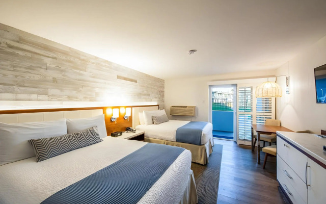 SeaCrest OceanFront Hotel