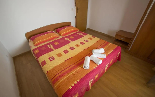 Family friendly seaside apartments Cove Rapak, Hvar - 12779