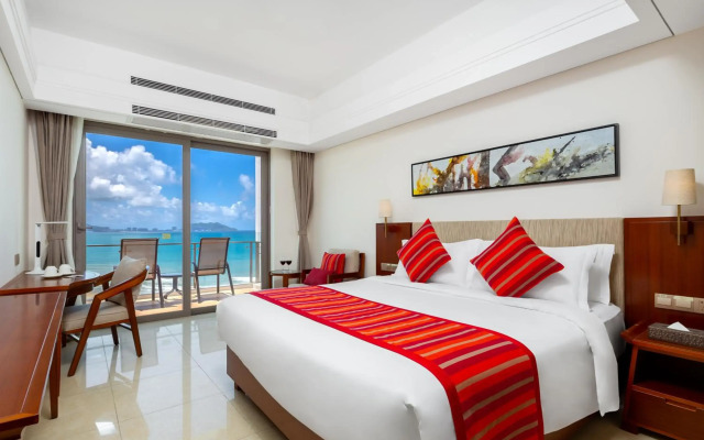 Sanya Seacube Holiday Hotel