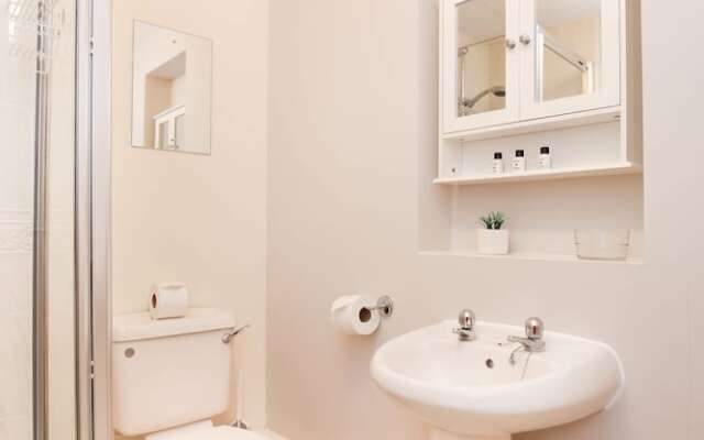 Stunning 2 Bed Tynemouth Apartment