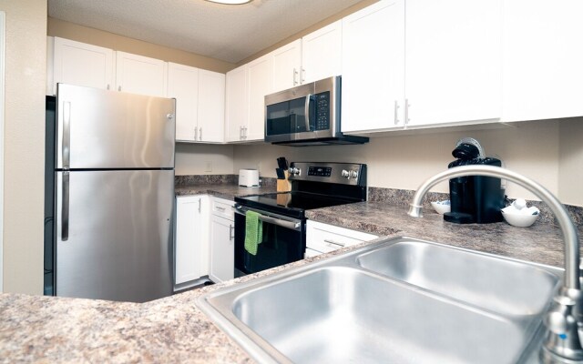 Convenient Apartments to Golf & Beaches by Frontdesk
