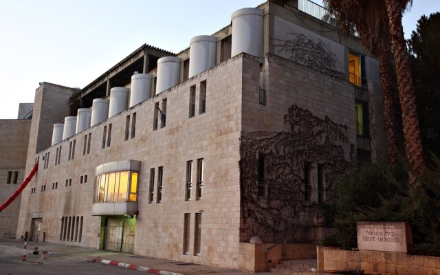 Beit Shmuel Guest House