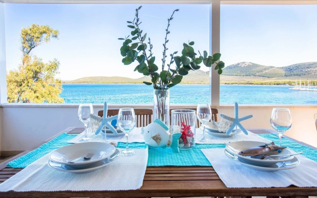Sardinia Re - Porto Conte Bay Terrace