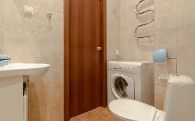 Apartamenti na Bryantseva 13