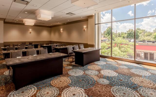 Holiday Inn Chicago North-Evanston by IHG