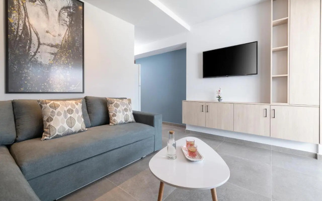 Sky Luxury Suites