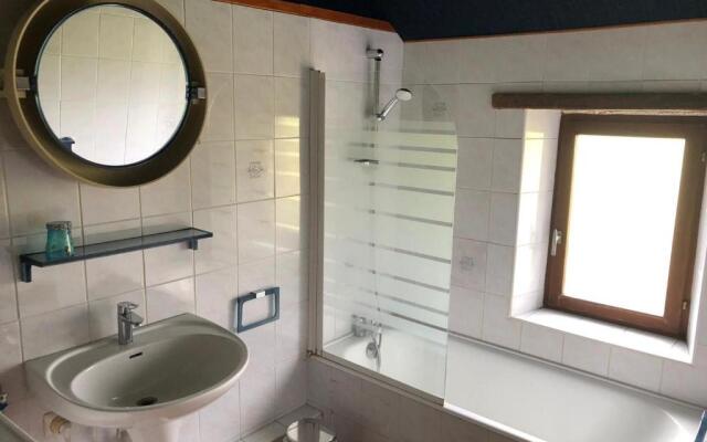 Gîte Moncé-en-Belin, 4 pièces, 11 personnes - FR-1-410-248