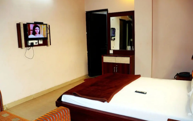 Hotel Raj Palace